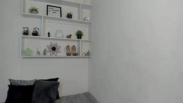 Zizi-campbel online show from 12.27.24