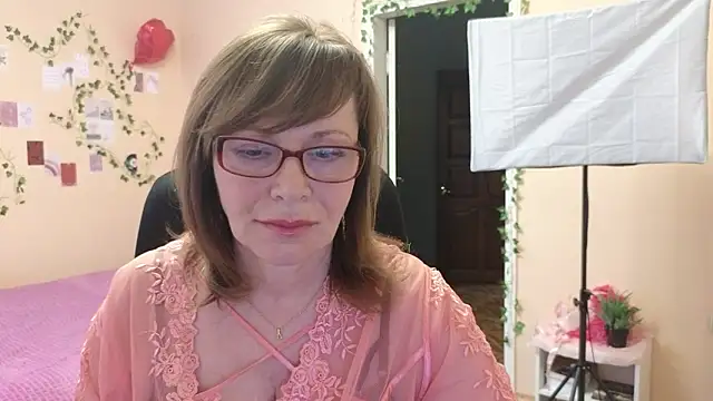 Miss Moren online show from 03.18.26