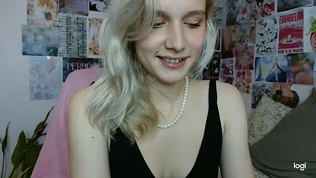 MeowthLilu online show from 02.23.25