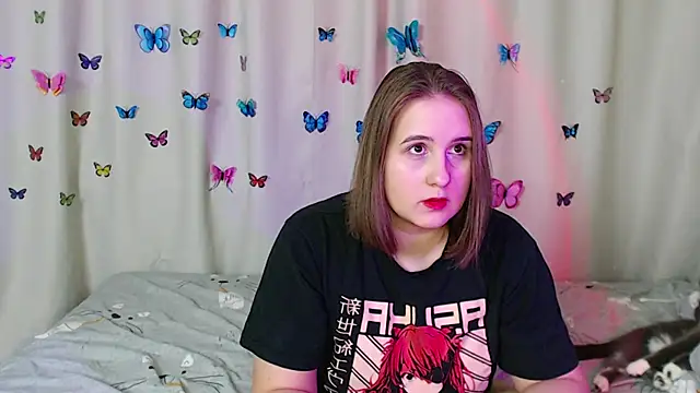 Snapshot of Phantommira chatting on 12.27.24 Phantommira online show from 12.27.24