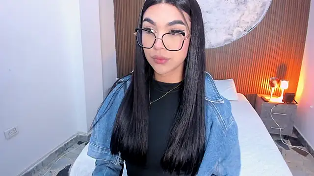 RoseCassie online show from 04.27.26