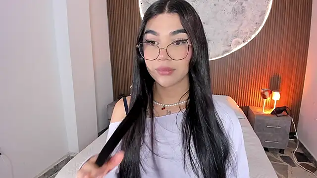 RoseCassie online show from 05.15.26
