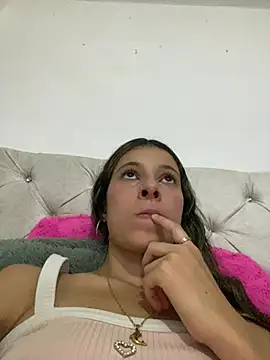 evaFiore online show from 03.16.25