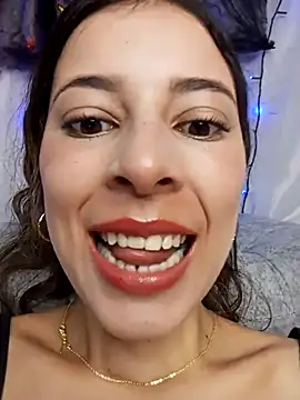 evaFiore online show from 10.31.25