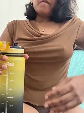 priyadevi17 online show from 09.25.25