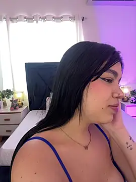 Snapshot of Lily_Woodz chatting on 06.04.26 Lily Woodz online show from 06.04.26