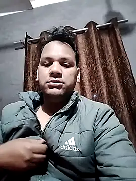 Snapshot of deshi_banarasi65 chatting on 12.19.24 deshi banarasi65 online show from 12.19.24