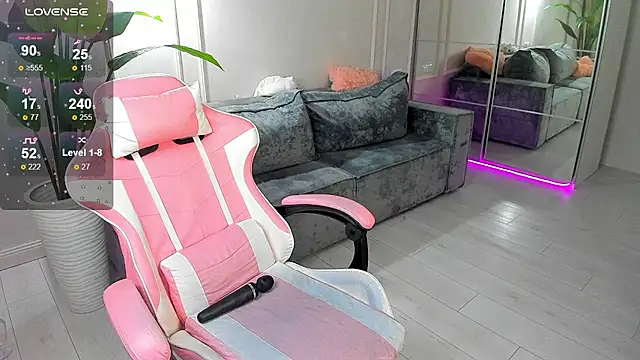 Snapshot of mari_nettt chatting on 02.05.25 mari nettt online show from 02.05.25