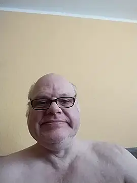 Snapshot of jk6t chatting on 03.03.26 jk6t online show from 03.03.26