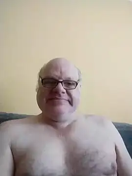 Snapshot of jk6t chatting on 03.04.26 jk6t online show from 03.04.26