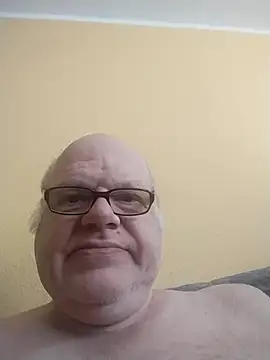 Snapshot of jk6t chatting on 03.09.26 jk6t online show from 03.09.26