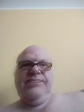 Snapshot of jk6t chatting on 03.10.26 jk6t online show from 03.10.26