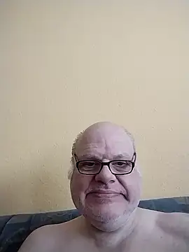 Snapshot of jk6t chatting on 03.12.26 jk6t online show from 03.12.26