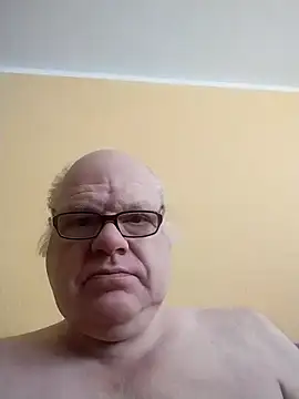 Snapshot of jk6t chatting on 03.15.26 jk6t online show from 03.15.26