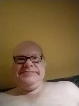 Snapshot of jk6t chatting on 03.16.26 jk6t online show from 03.16.26