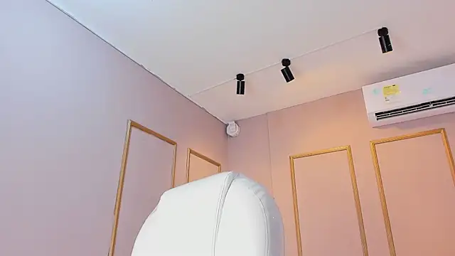 PerlaPreciosa online show from 02.25.26