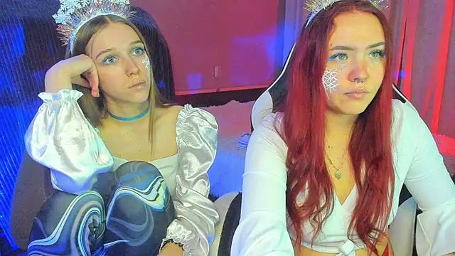 Snapshot of kikumari chatting on 12.26.24 kikumari online show from 12.26.24