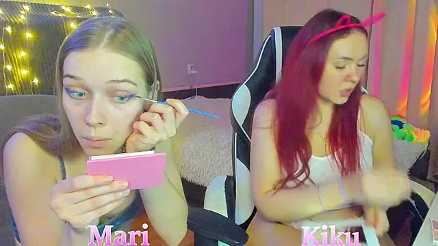 Snapshot of kikumari chatting on 12.27.24 kikumari online show from 12.27.24