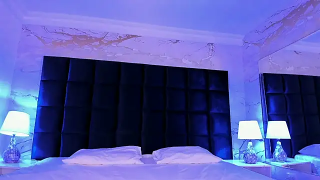 Snapshot of loladupont chatting on 03.04.26 loladupont online show from 03.04.26