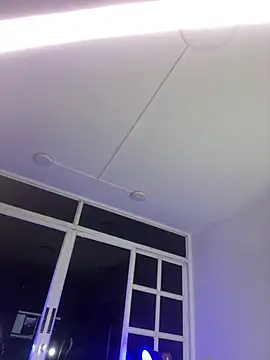 Snapshot of loladupont chatting on 04.06.26 loladupont online show from 04.06.26