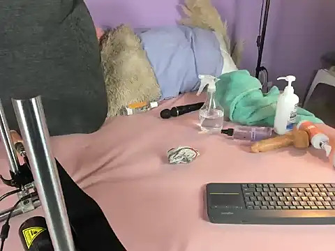 Little lili19 online show from 04.05.26