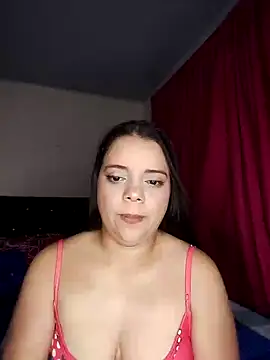 Snapshot of AriaYummy chatting on 12.27.24 AriaYummy online show from 12.27.24