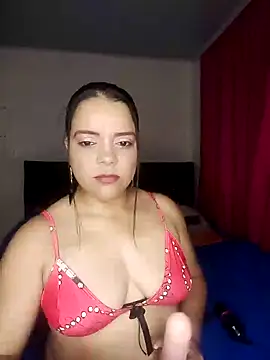 Snapshot of AriaYummy chatting on 01.04.25 AriaYummy online show from 01.04.25