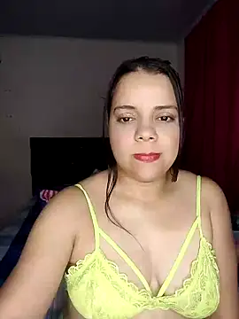 Snapshot of AriaYummy chatting on 01.09.25 AriaYummy online show from 01.09.25