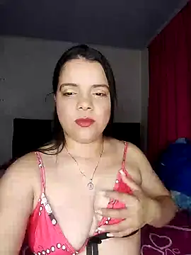 Snapshot of AriaYummy chatting on 01.30.25 AriaYummy online show from 01.30.25