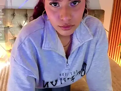 charlottee white online show from 07.25.26