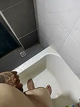 DTuannHallT online show from 12.22.25