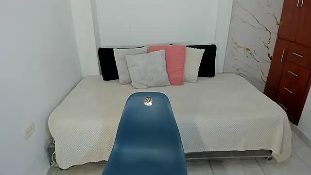 Snapshot of martina_roldam chatting on 07.18.26 martina roldam online show from 07.18.26