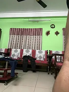 Snapshot of GildanK18 chatting on 01.25.25 GildanK18 online show from 01.25.25