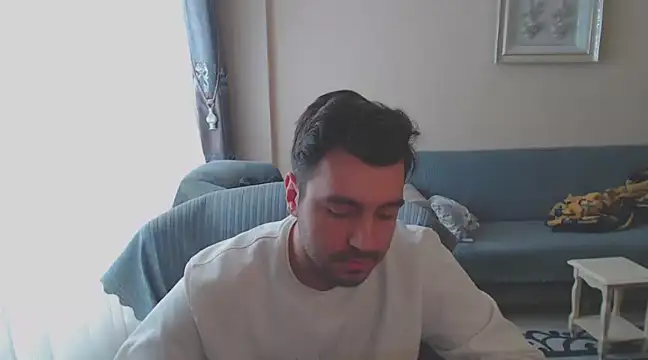 Snapshot of handsomeee04 chatting on 03.16.25 handsomeee04 online show from 03.16.25