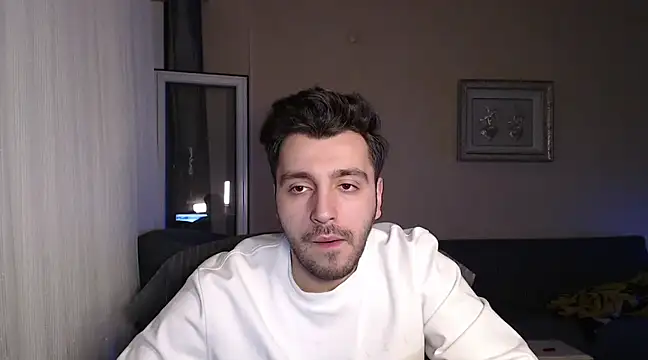 Snapshot of handsomeee04 chatting on 03.16.25 handsomeee04 online show from 03.16.25