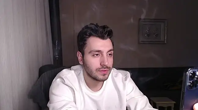 Snapshot of handsomeee04 chatting on 03.19.25 handsomeee04 online show from 03.19.25