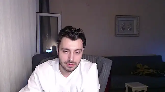 Snapshot of handsomeee04 chatting on 03.20.25 handsomeee04 online show from 03.20.25