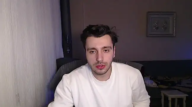 Snapshot of handsomeee04 chatting on 03.23.25 handsomeee04 online show from 03.23.25