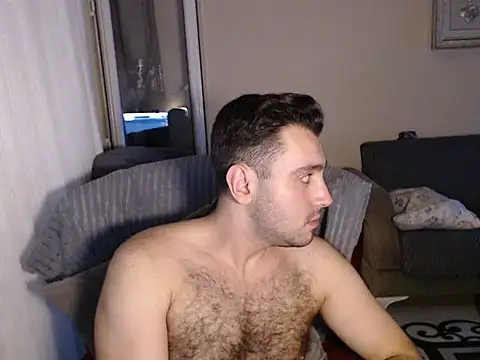 Snapshot of handsomeee04 chatting on 09.17.25 handsomeee04 online show from 09.17.25