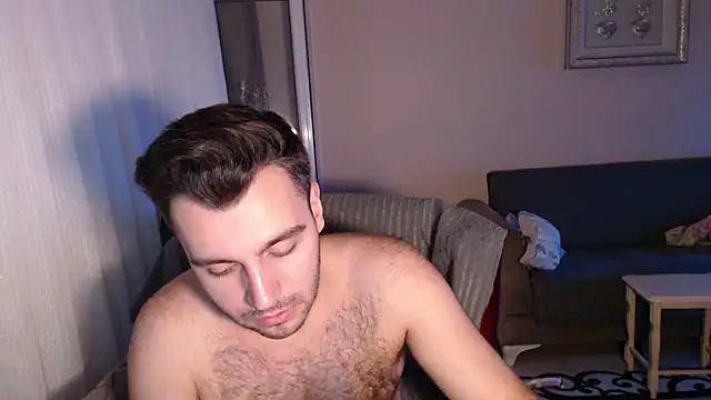 Snapshot of handsomeee04 chatting on 09.18.25 handsomeee04 online show from 09.18.25