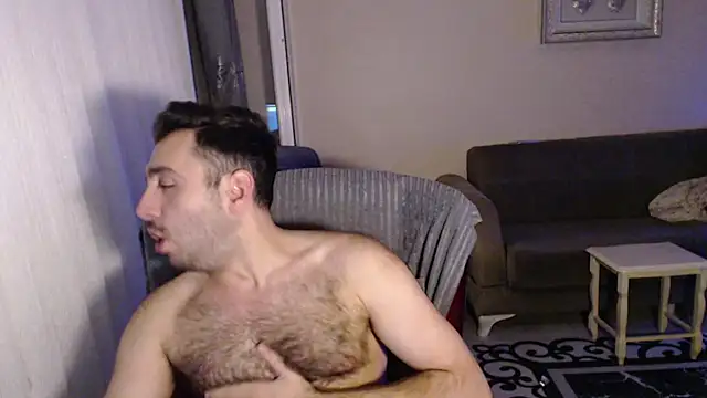 Snapshot of handsomeee04 chatting on 09.26.25 handsomeee04 online show from 09.26.25