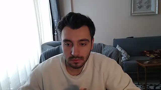 Snapshot of handsomeee04 chatting on 10.12.25 handsomeee04 online show from 10.12.25