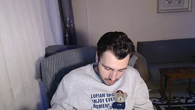 Snapshot of handsomeee04 chatting on 10.13.25 handsomeee04 online show from 10.13.25