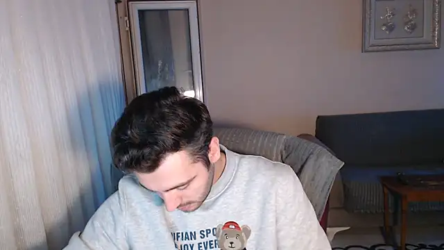 Snapshot of handsomeee04 chatting on 10.22.25 handsomeee04 online show from 10.22.25