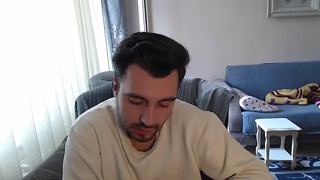 Snapshot of handsomeee04 chatting on 10.25.25 handsomeee04 online show from 10.25.25