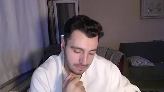 Snapshot of handsomeee04 chatting on 11.07.25 handsomeee04 online show from 11.07.25