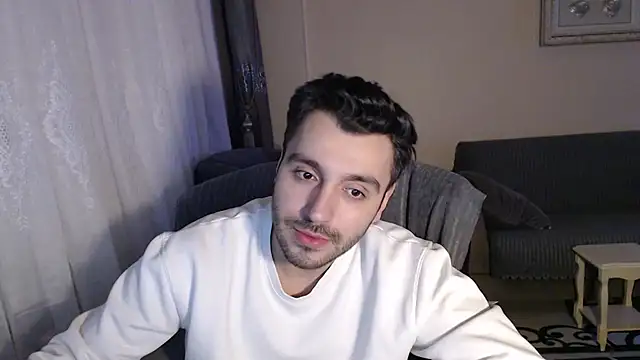 Snapshot of handsomeee04 chatting on 11.22.25 handsomeee04 online show from 11.22.25