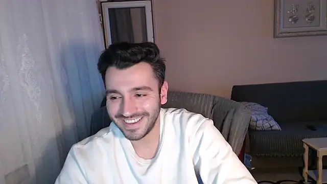 Snapshot of handsomeee04 chatting on 11.24.25 handsomeee04 online show from 11.24.25