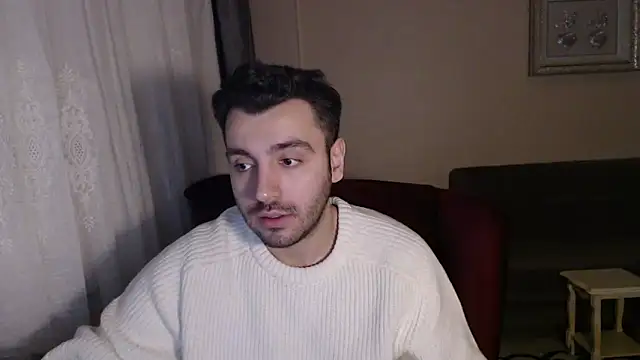 Snapshot of handsomeee04 chatting on 12.18.25 handsomeee04 online show from 12.18.25