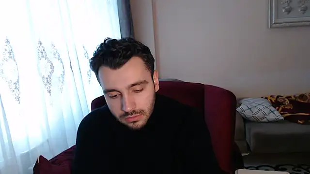 Snapshot of handsomeee04 chatting on 12.21.25 handsomeee04 online show from 12.21.25